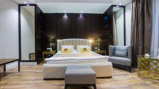 Отель QonaQ hotel Нур-Султан Люкс-9